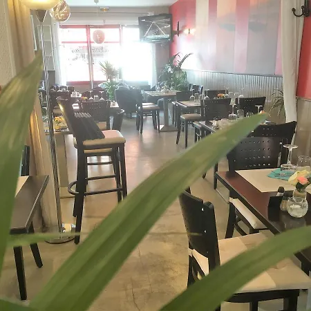 Hotel Familial L'ostrei