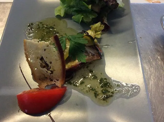 Familial L'ostrei فندق آركاشو