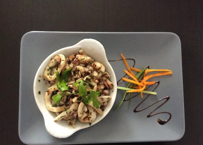 Familial L'ostrei فندق آركاشو