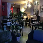 Familial L'ostrei 酒店
