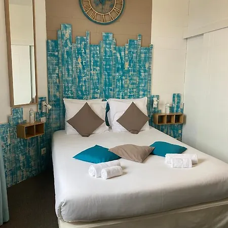 Familial L'ostrei 호텔