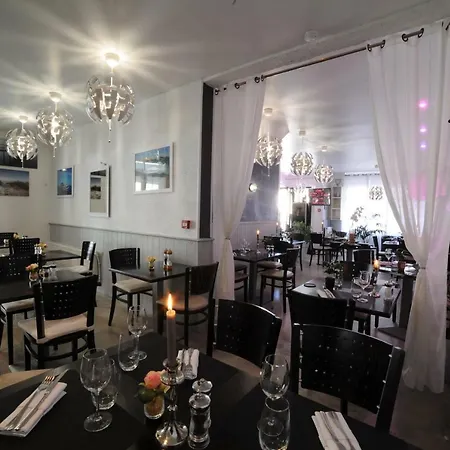 فندق Familial L'ostrei